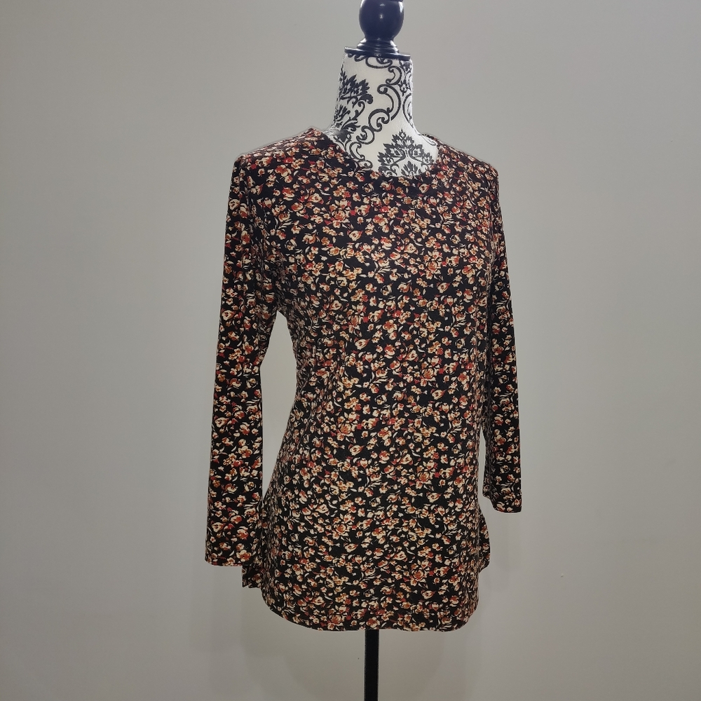 Mid Sleeve Flower Print Soft Round Neck Tee shirt